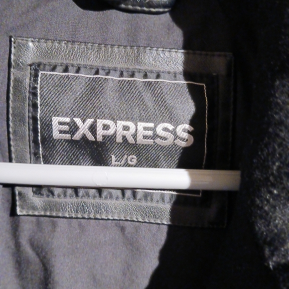 Express Men's Leather Motorcycle Jacket w/Hoodie Insert. Size L - Picture 10 of 16